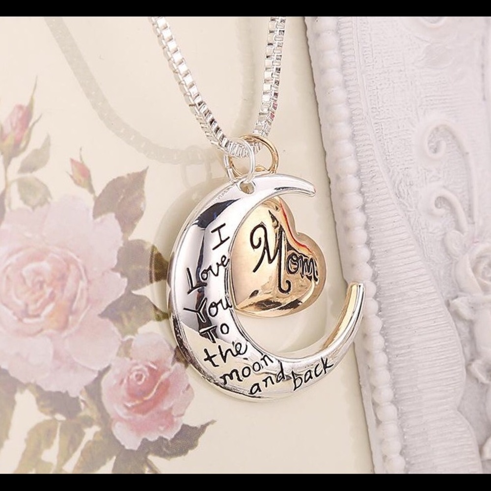 2019 High Quality Jewelry MOM Pendant Necklace